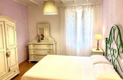 Historic Villa for sale Vicchio, Tuscany, Image 16/40