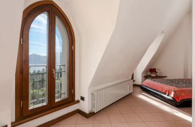 Historic Villa for sale Luino, Lombardy, Image 16/38