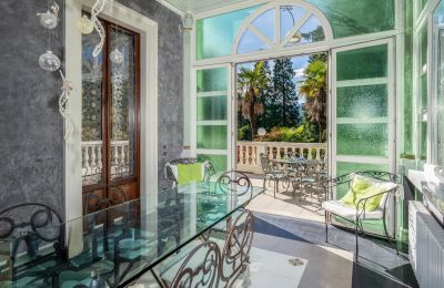 Historic Villa for sale Luino, Lombardy, Image 21/38