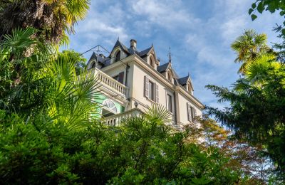 Historic Villa for sale Luino, Lombardy, Image 29/38