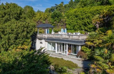 Historic Villa for sale Luino, Lombardy, Image 30/38
