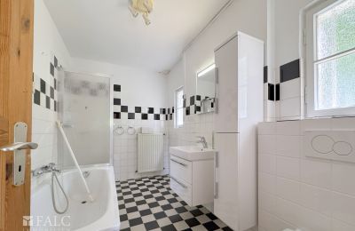 Historic Villa for sale Bonn, North Rhine-Westphalia, Badezimmer 