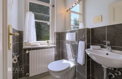 Historic Villa for sale Bonn, North Rhine-Westphalia, Gäste WC 