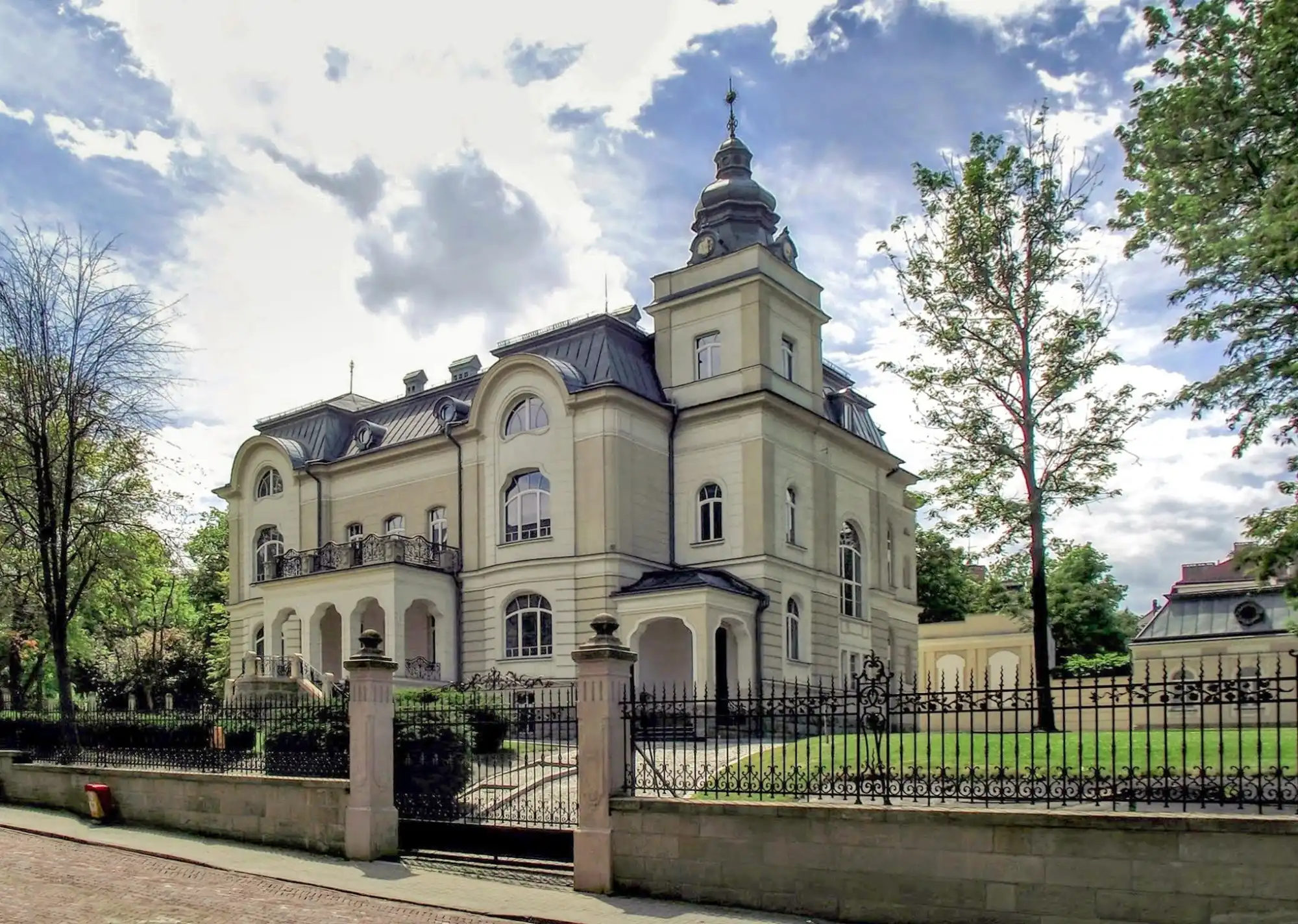 Photos Historic home of textile manufacturer Hermann Schneider