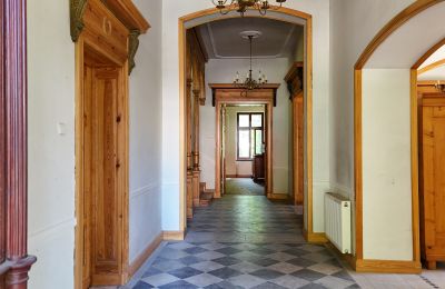 Castle for sale Kowary, Senatoryjna 1, Lower Silesia, Entrance Hall