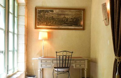Historic property for sale Uzès, Occitania, Image 17/34