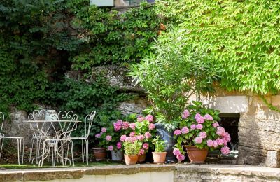Historic property for sale Uzès, Occitania, Image 30/34