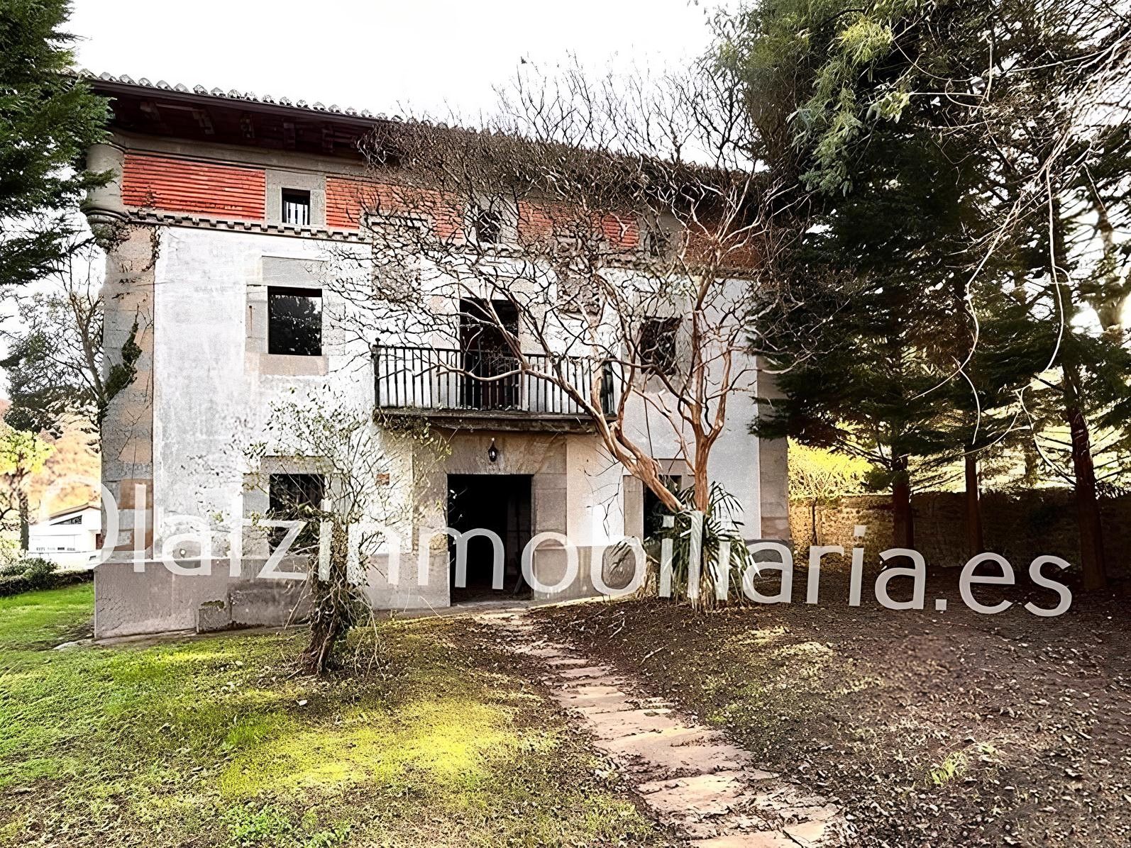 Photos Old Manor House in Okondo, Álava