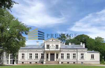 Manor House Ojrzanów, Mazovia