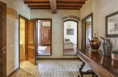 Country property for sale Bucine, Tuscany, Image 10/24