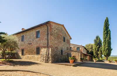 Country property for sale Bucine, Tuscany, Image 7/24