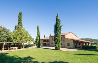 Country property for sale Bucine, Tuscany, Image 8/24