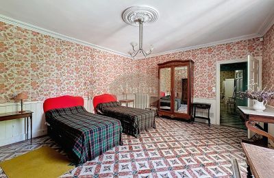 Historic property for sale Lannemezan, Occitania, Image 7/19