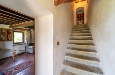 Country home for sale Anghiari, Tuscany, Image 12/38
