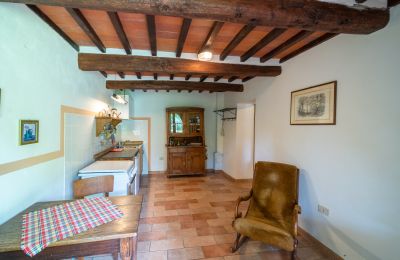 Country home for sale Anghiari, Tuscany, Image 18/38
