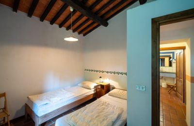 Country home for sale Anghiari, Tuscany, Image 32/38