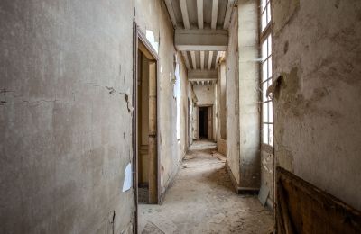 Castle for sale Thouars, New Aquitaine, Image 13/16