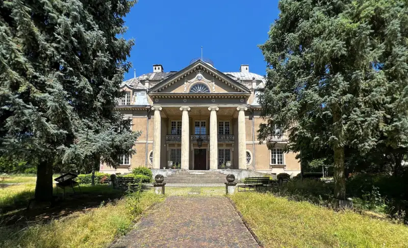 Castle for sale Łubie, Silesia, 1