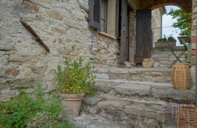 Country home for sale 06010 Monte Santa Maria Tiberina, Umbria, Image 33/50