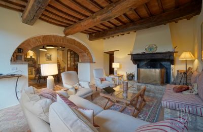 Country home for sale 06010 Monte Santa Maria Tiberina, Umbria, Image 34/50