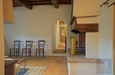 Country home for sale 06010 Monte Santa Maria Tiberina, Umbria, Image 44/50
