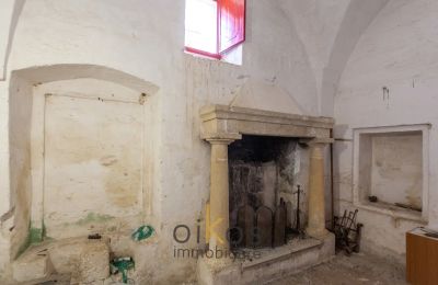 Historic property for sale Francavilla Fontana, Apulia, Image 13/34