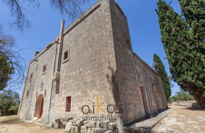 Historic property for sale Francavilla Fontana, Apulia, Image 4/34