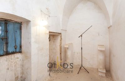 Historic property for sale Francavilla Fontana, Apulia, Image 33/34