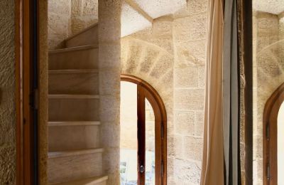 Historic property for sale Uzès, Occitania, Image 8/25