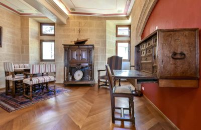Historic property for sale Uzès, Occitania, Image 4/25