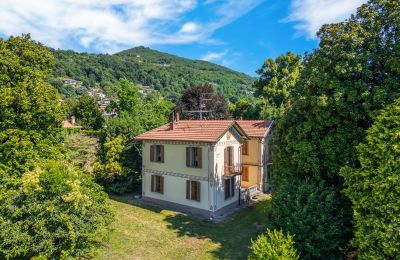 Historic Villa for sale 28040 Lesa, Piemont, Property location