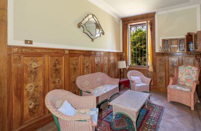 Historic Villa for sale 28040 Lesa, Piemont, Image 5/33
