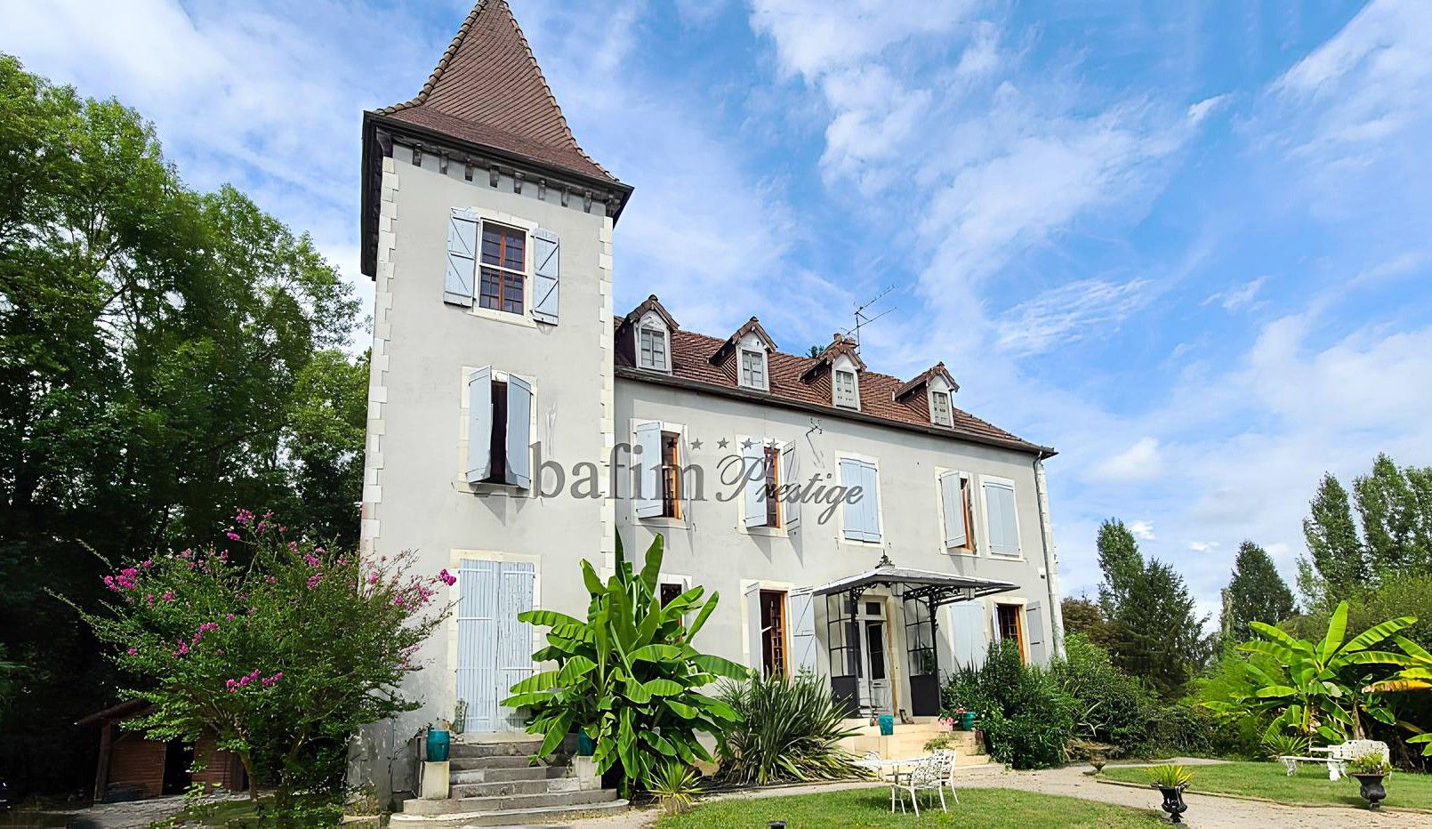 Photos 18th-Century Manoir Near Pau with Parkland and Horse Stables