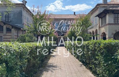 Historic properties, Renaissance Castle near Brescia - Event Venue and Investment Opportunity in Lombardy