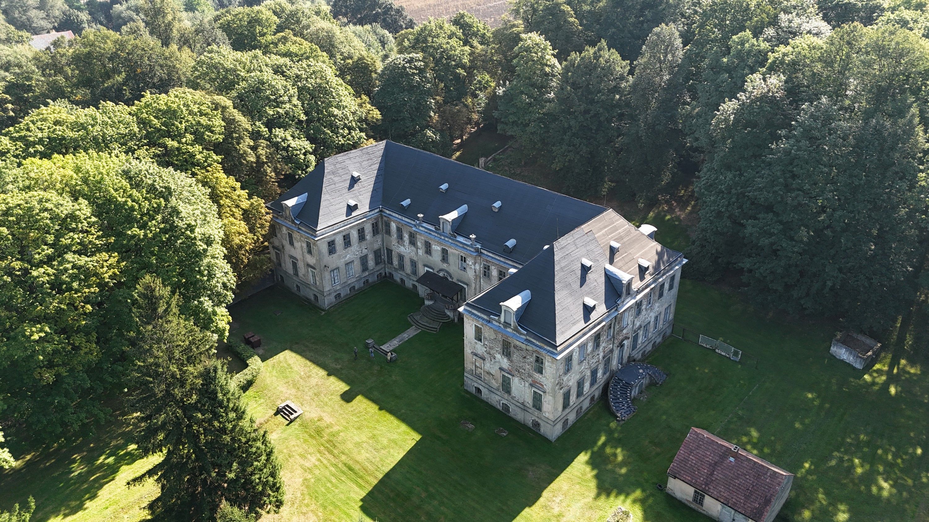 Photos Meffersdorf Castle in Pobiedna
