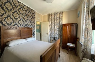 Historic Villa for sale 28040 Lesa, Via Sempione, Piemont, Image 15/32