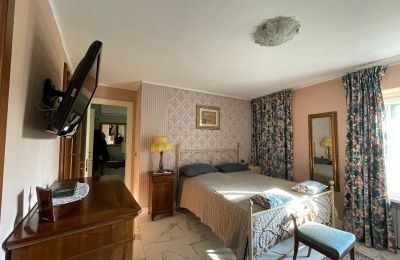 Historic Villa for sale 28040 Lesa, Via Sempione, Piemont, Image 22/32
