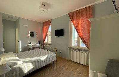 Historic Villa for sale 28040 Lesa, Via Sempione, Piemont, Image 11/32
