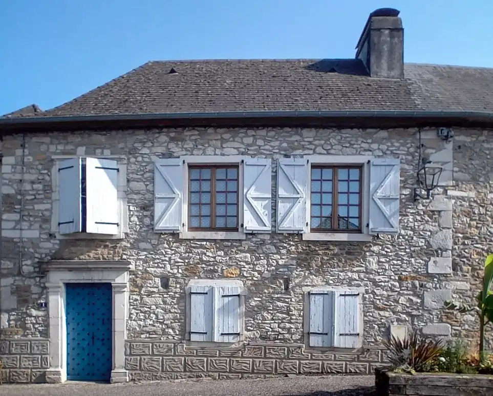 Photos Charming stone house with historic features, garden and barn