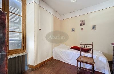 Historic property for sale Bagnères-de-Bigorre, Occitania, Image 9/16
