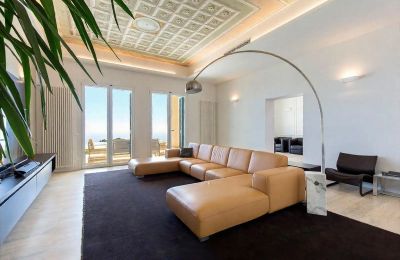 Historic Villa for sale Cipressa, Liguria, Image 17/44