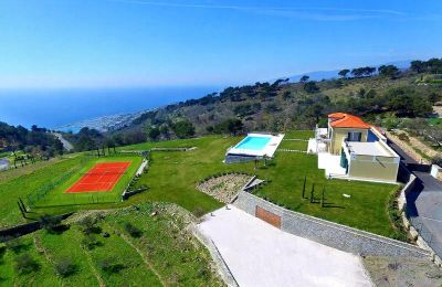 Historic Villa for sale Cipressa, Liguria, Image 39/44