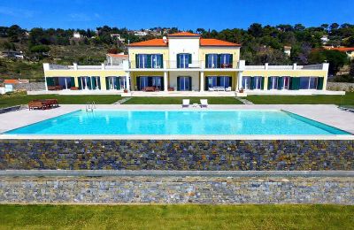 Historic Villa for sale Cipressa, Liguria, Image 6/44