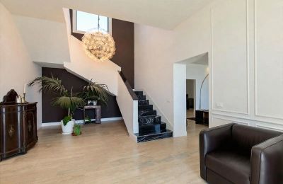Historic Villa for sale Cipressa, Liguria, Image 16/44