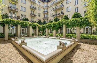 Period Apartment for sale Berlin, Kurfürstendamm  193, Brunnenanlage I Schmuckhof 