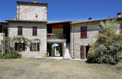 Historical tower for sale 27050 Val di Nizza, Lombardy, Image 2/10