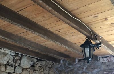 Country home for sale Niévares, Asturias, Decken aus Holz 