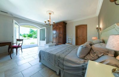 Historic property for sale Uzès, Occitania, Bedroom
