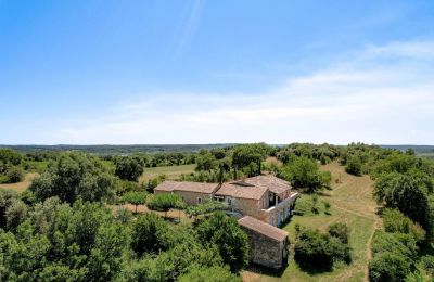 Historic property for sale Uzès, Occitania, Property location