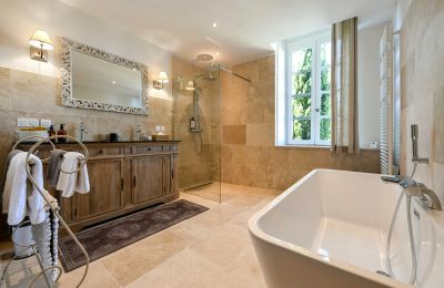 Historic property for sale Uzès, Occitania, Image 14/34